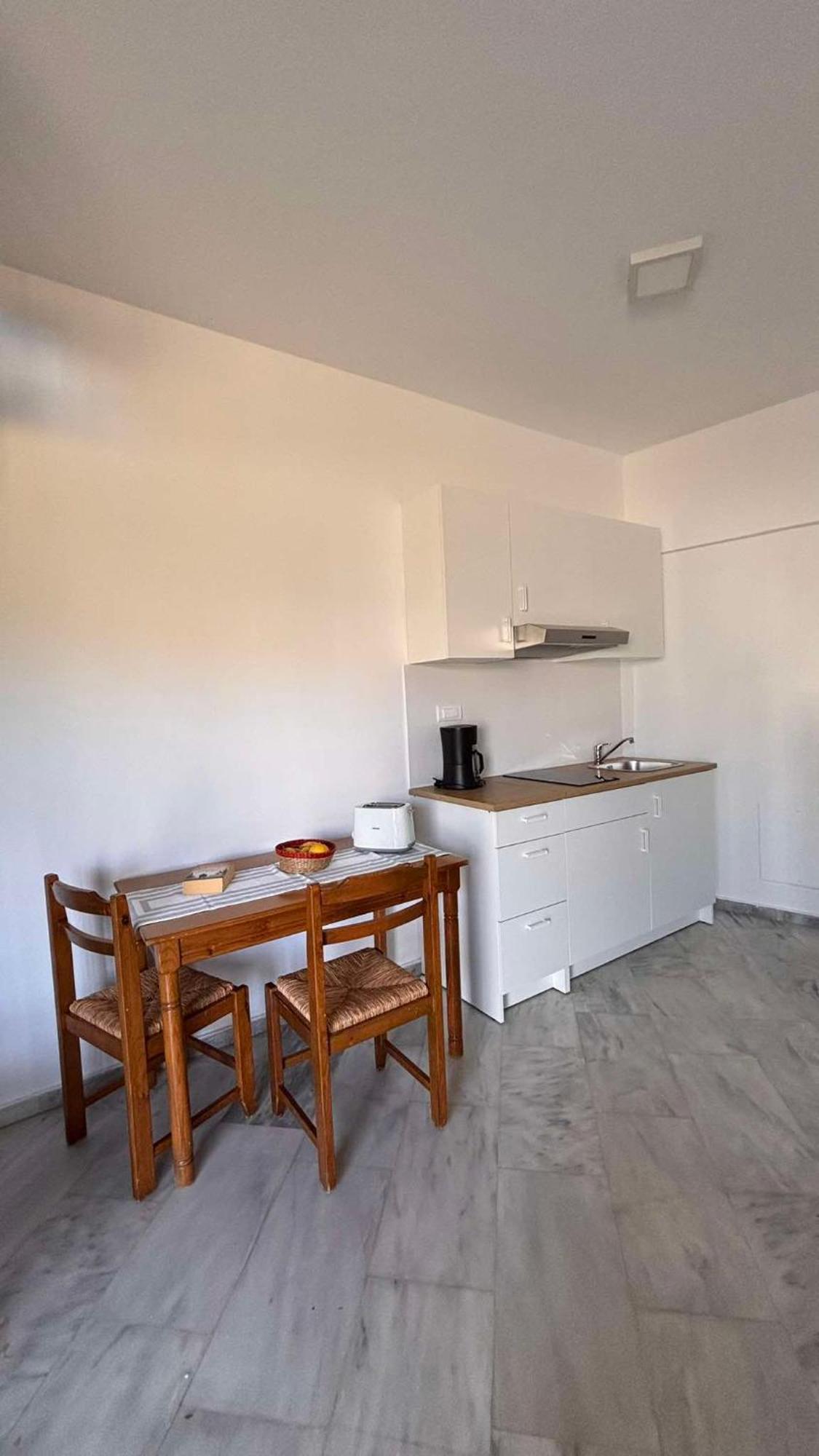 Menelaos Apartments Daratsos Exterior foto